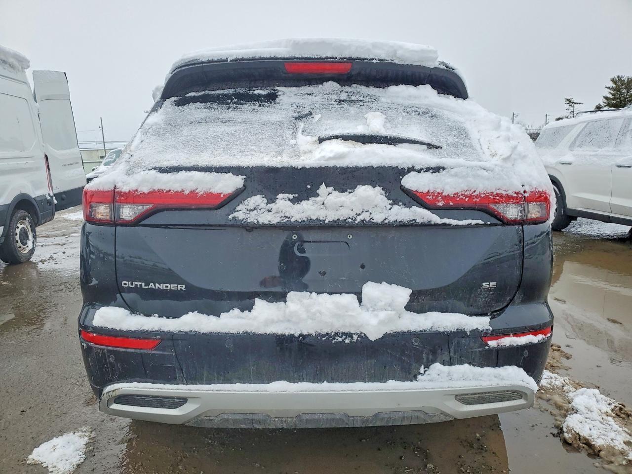 2022 Mitsubishi Outlander Se - Image 6