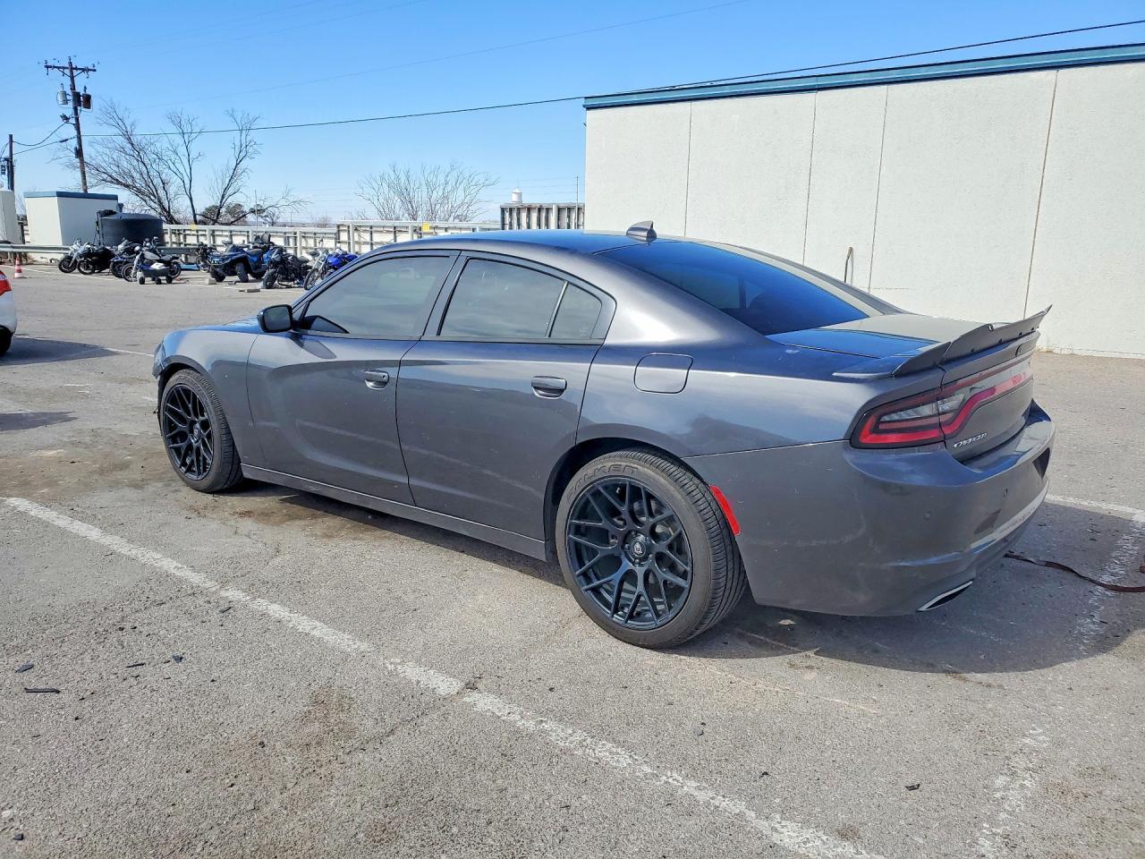 2018 Dodge Charger R/T - Фото 2