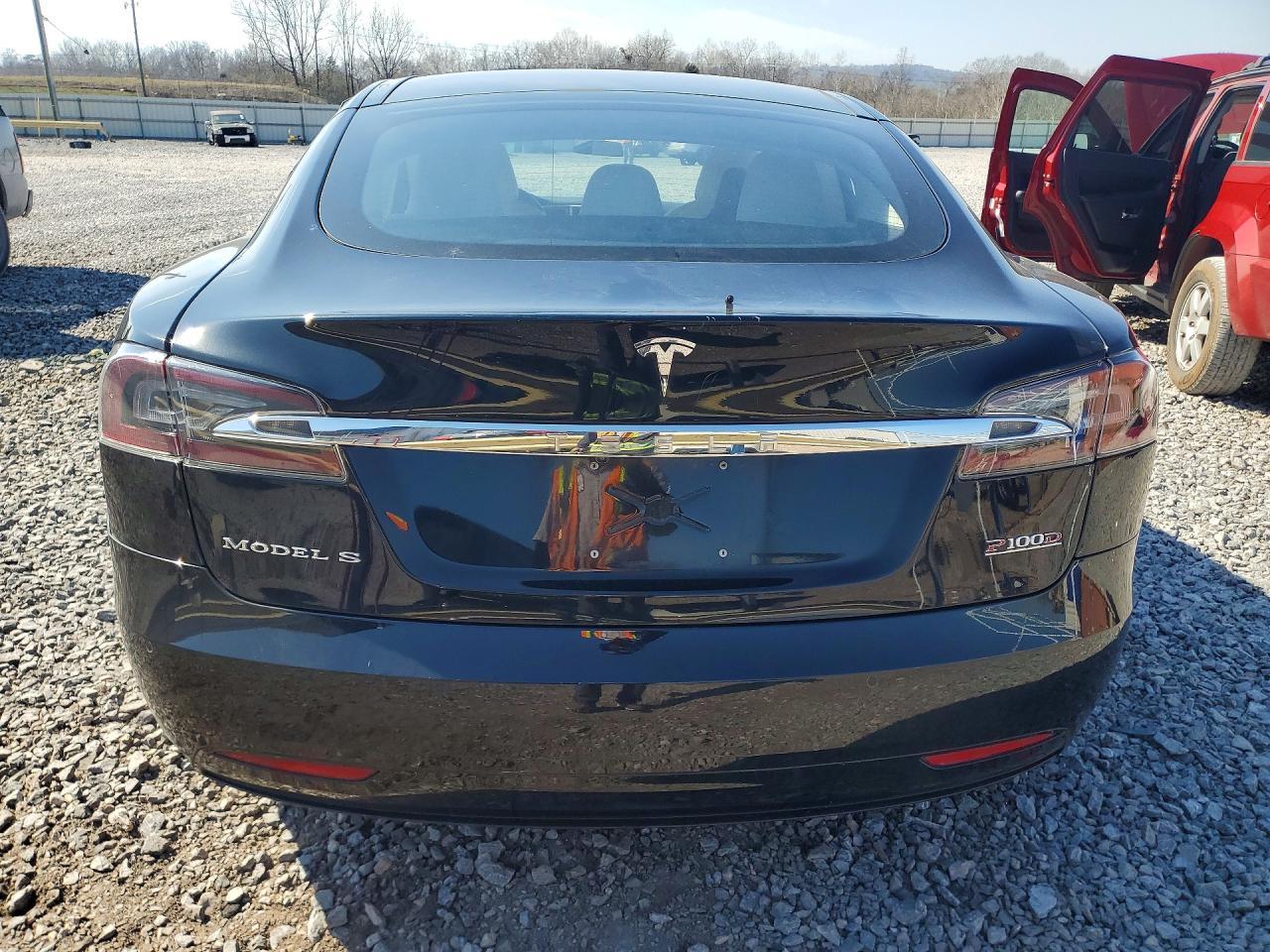 2018 Tesla Model S - Image 6