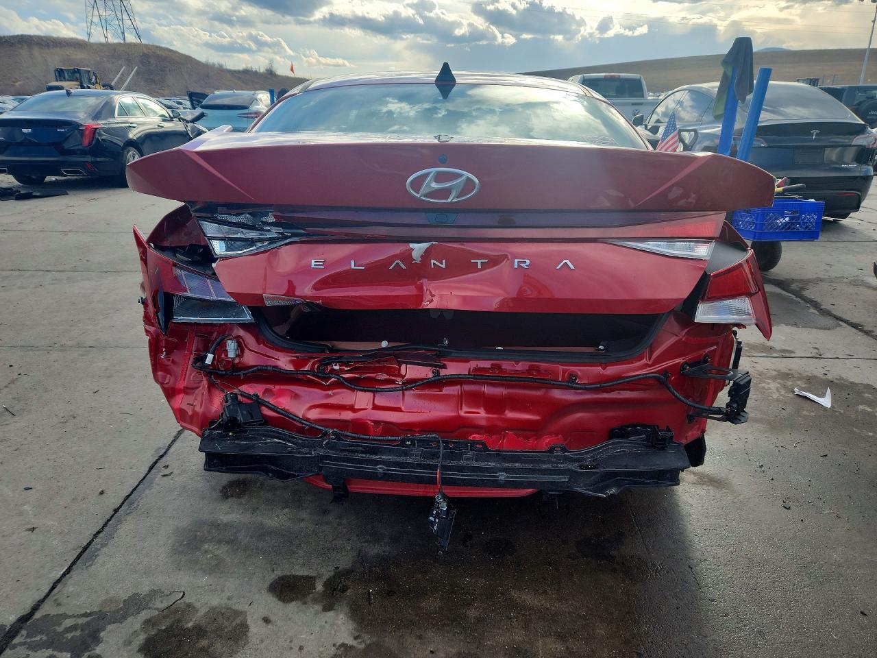 2023 Hyundai Elantra Sel - Фото 6