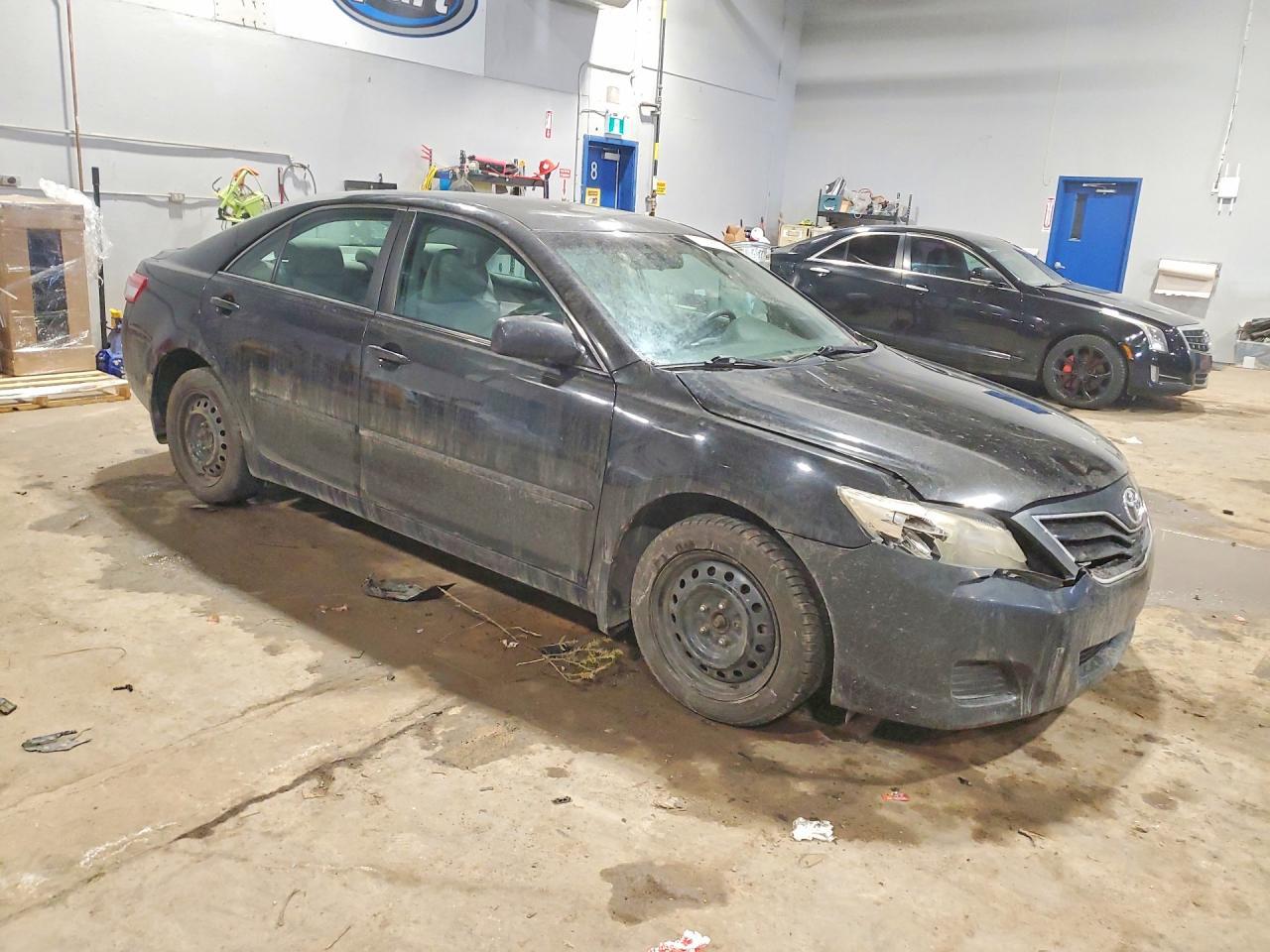 2011 Toyota Camry Base - Фото 4