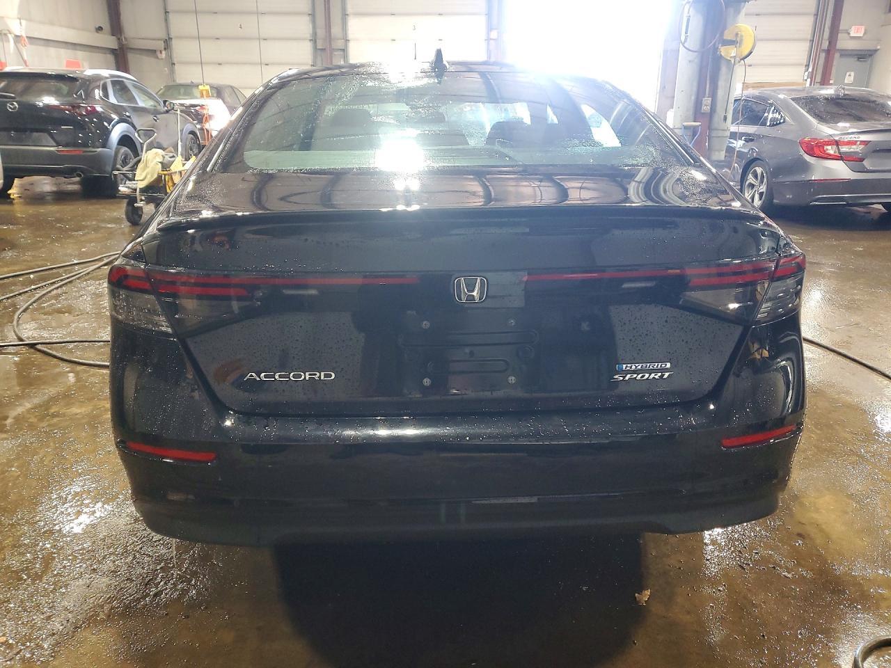 2023 Honda Accord Hybrid Sport - Image 6