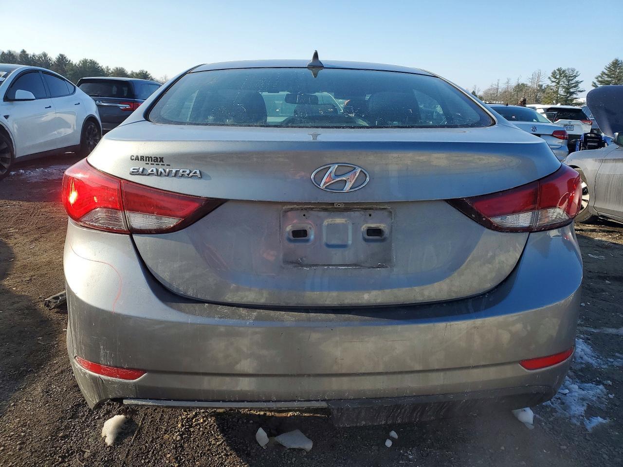 2015 Hyundai Elantra Se - Фото 6