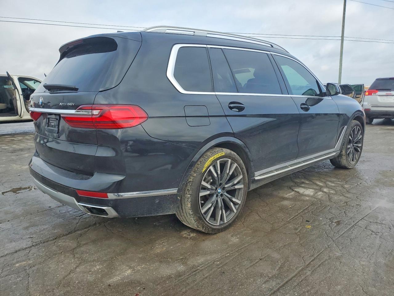 2019 BMW X7 xDrive50I - Фото 3