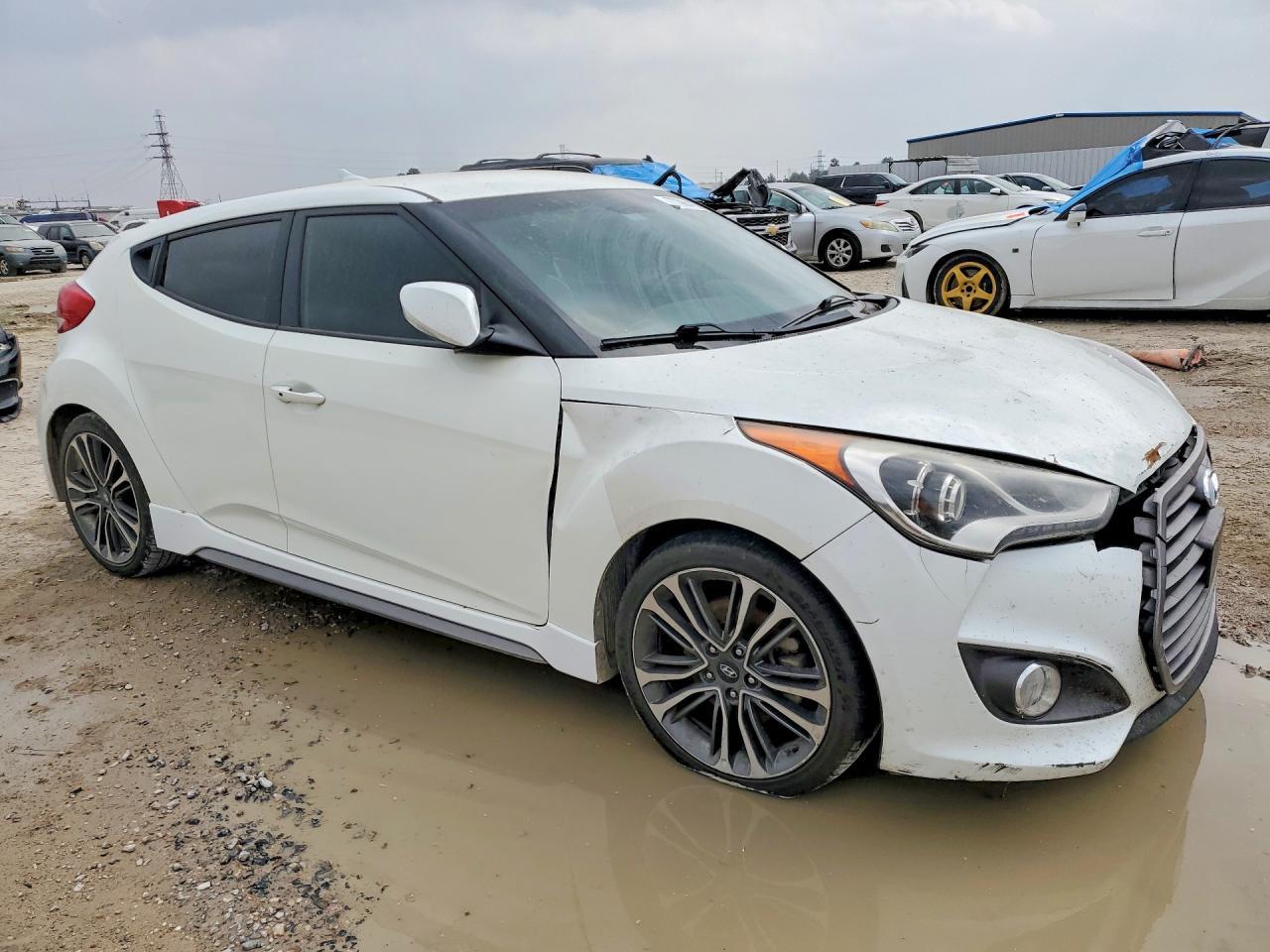 2017 Hyundai Veloster Turbo - Фото 4