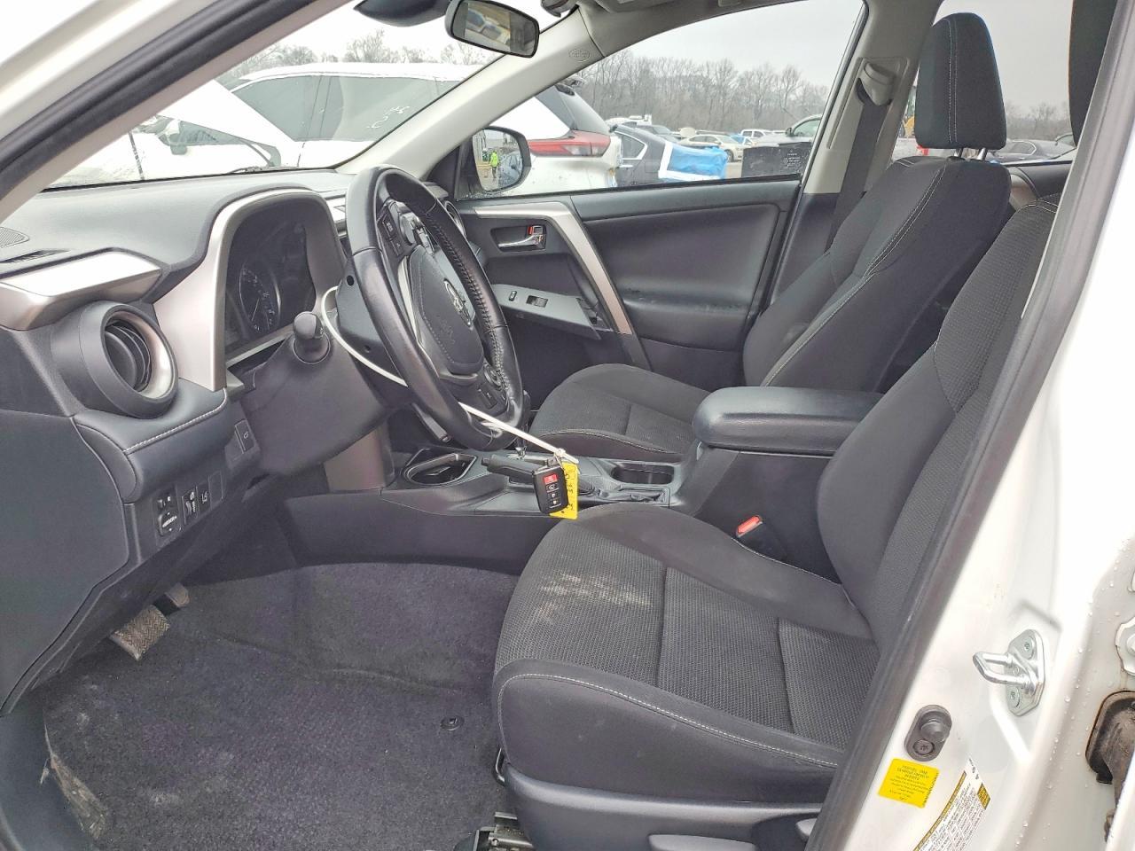 2018 Toyota Rav4 Xle - Image 7