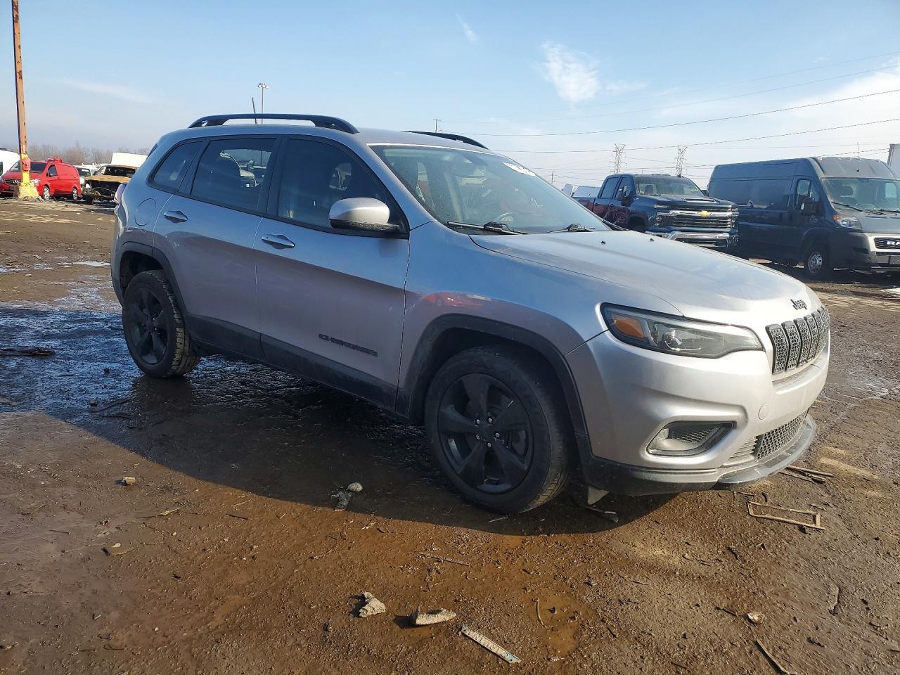 2020 Jeep Cherokee Latitude Plus - Фото 4