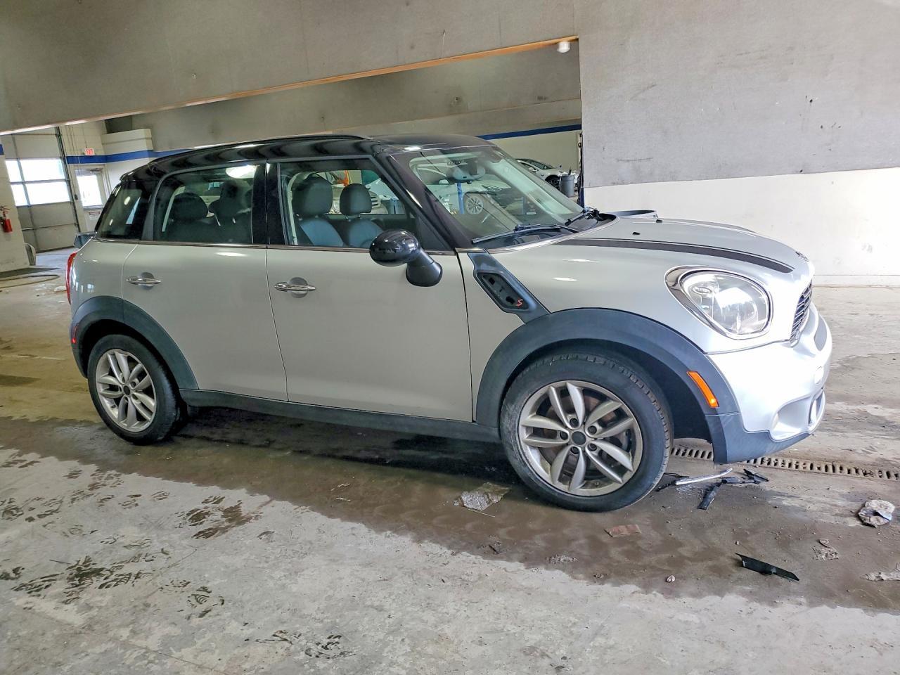 2014 Mini Cooper S Countryman - Image 4