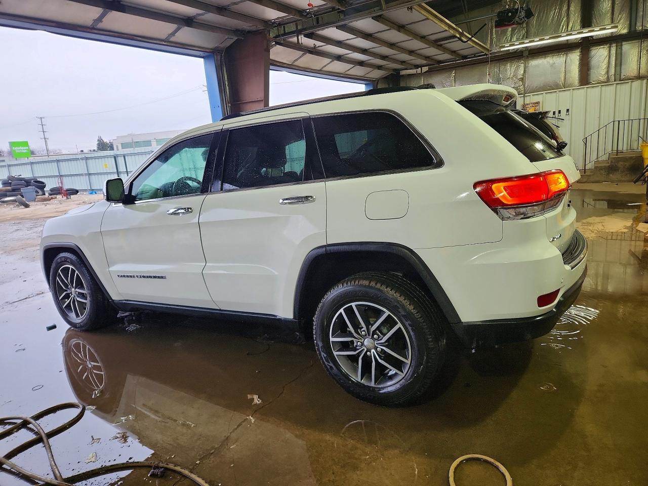 2018 Jeep Grand Cherokee Limited - Image 2
