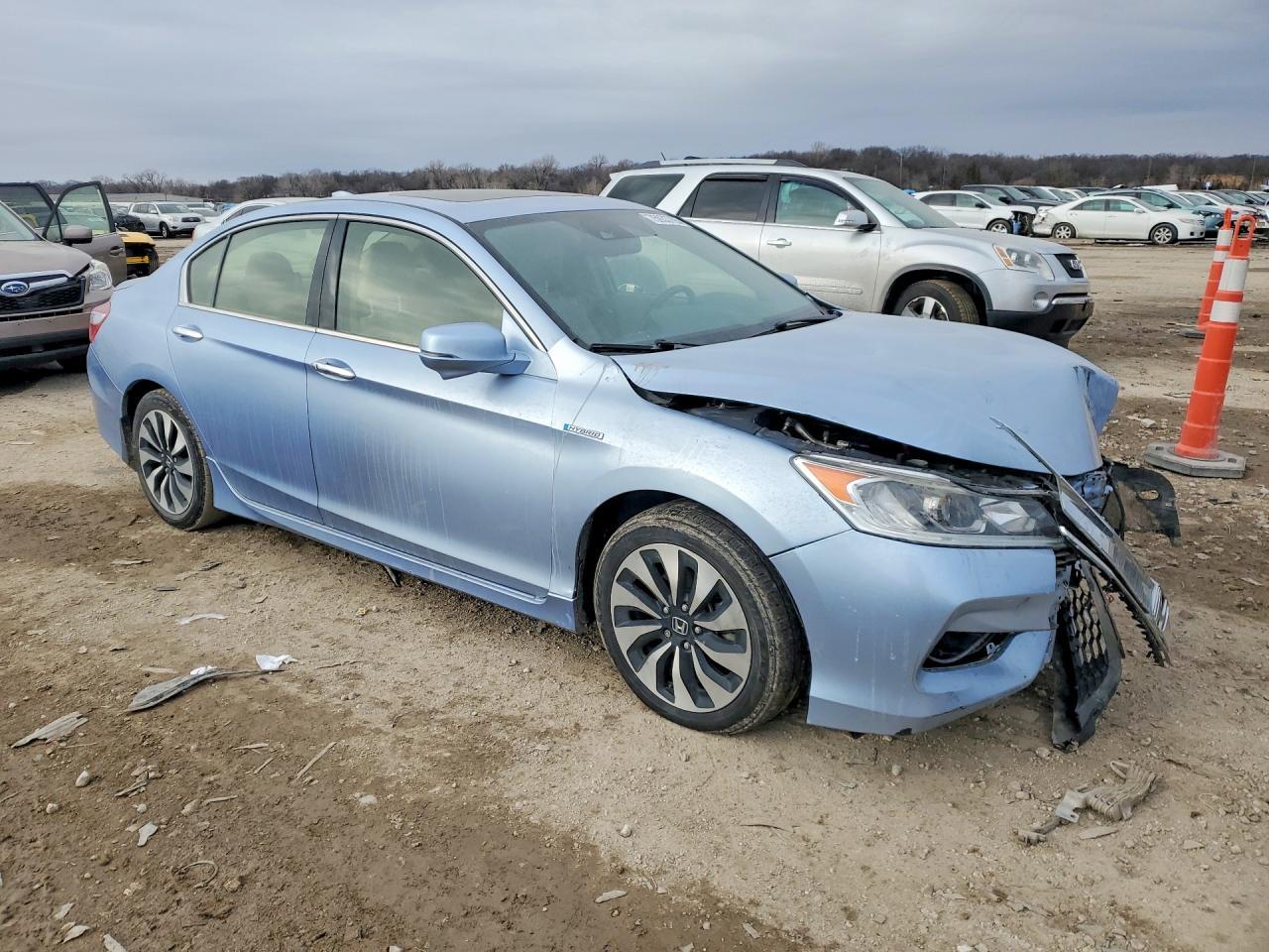 2017 Honda Accord Touring Hybrid - Фото 4