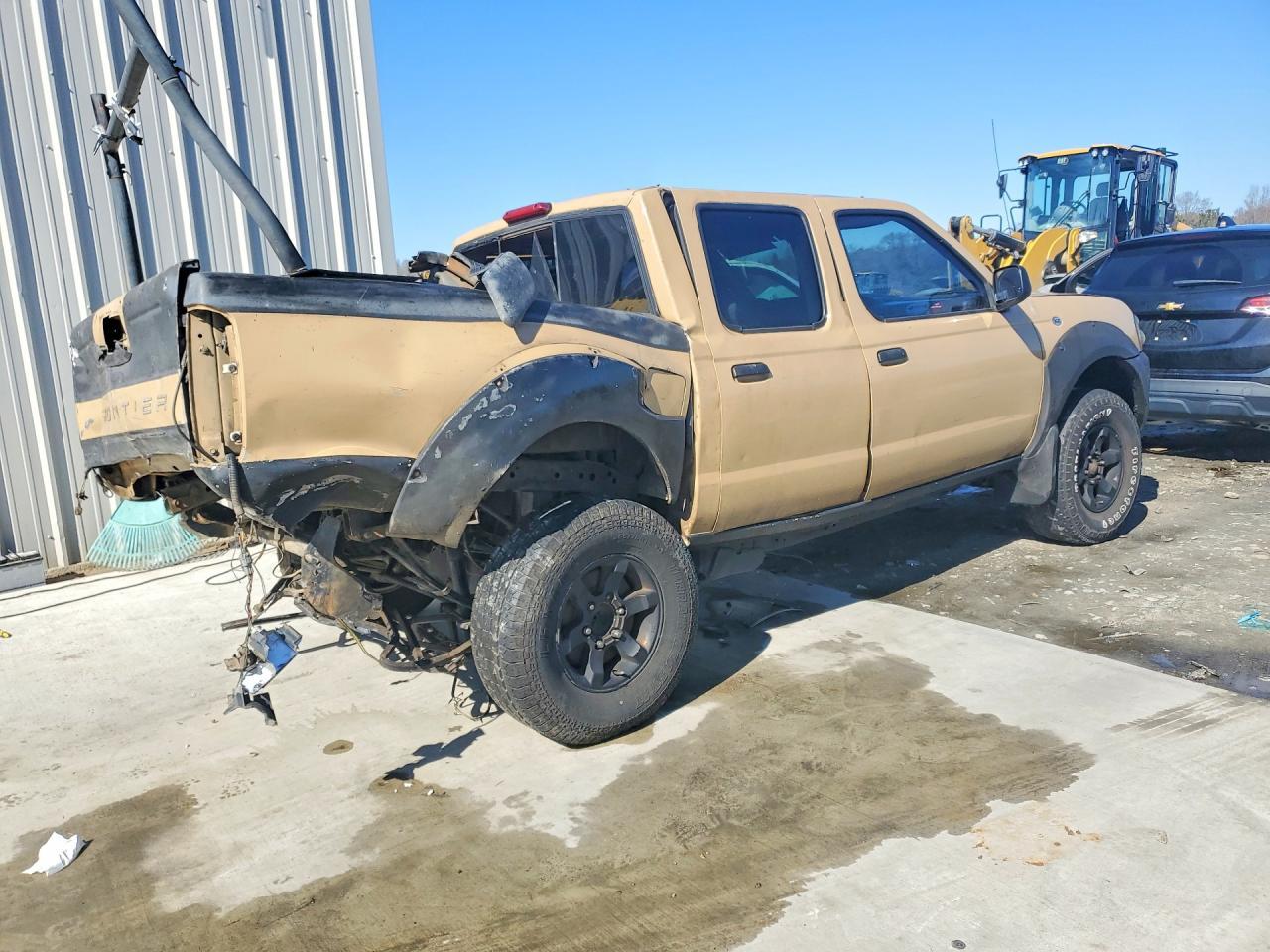 2001 Nissan Frontier Xe - Фото 3