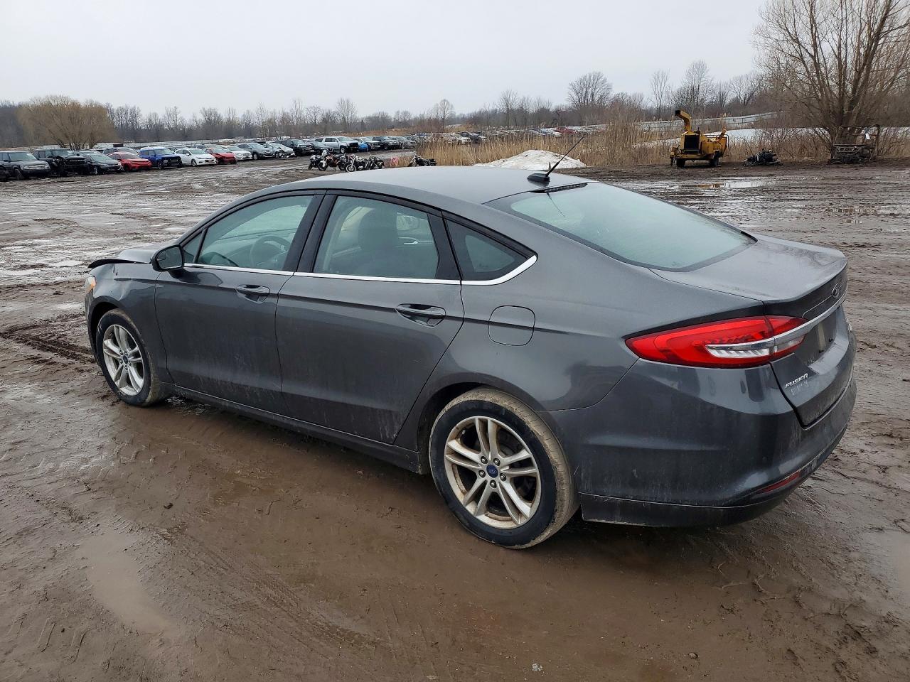 2018 Ford Fusion Se - Фото 2