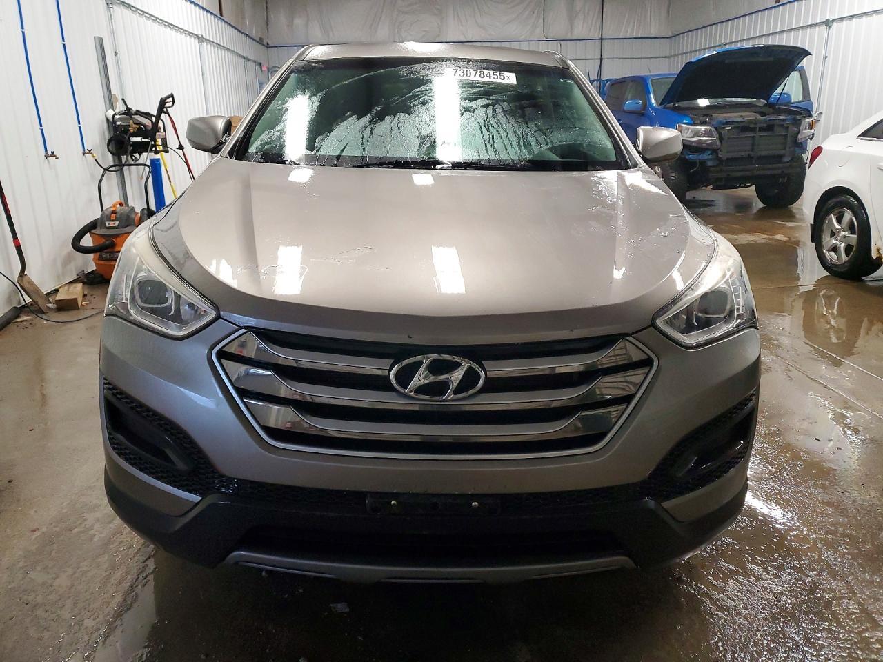 2016 Hyundai Santa Fe Sport - Image 5
