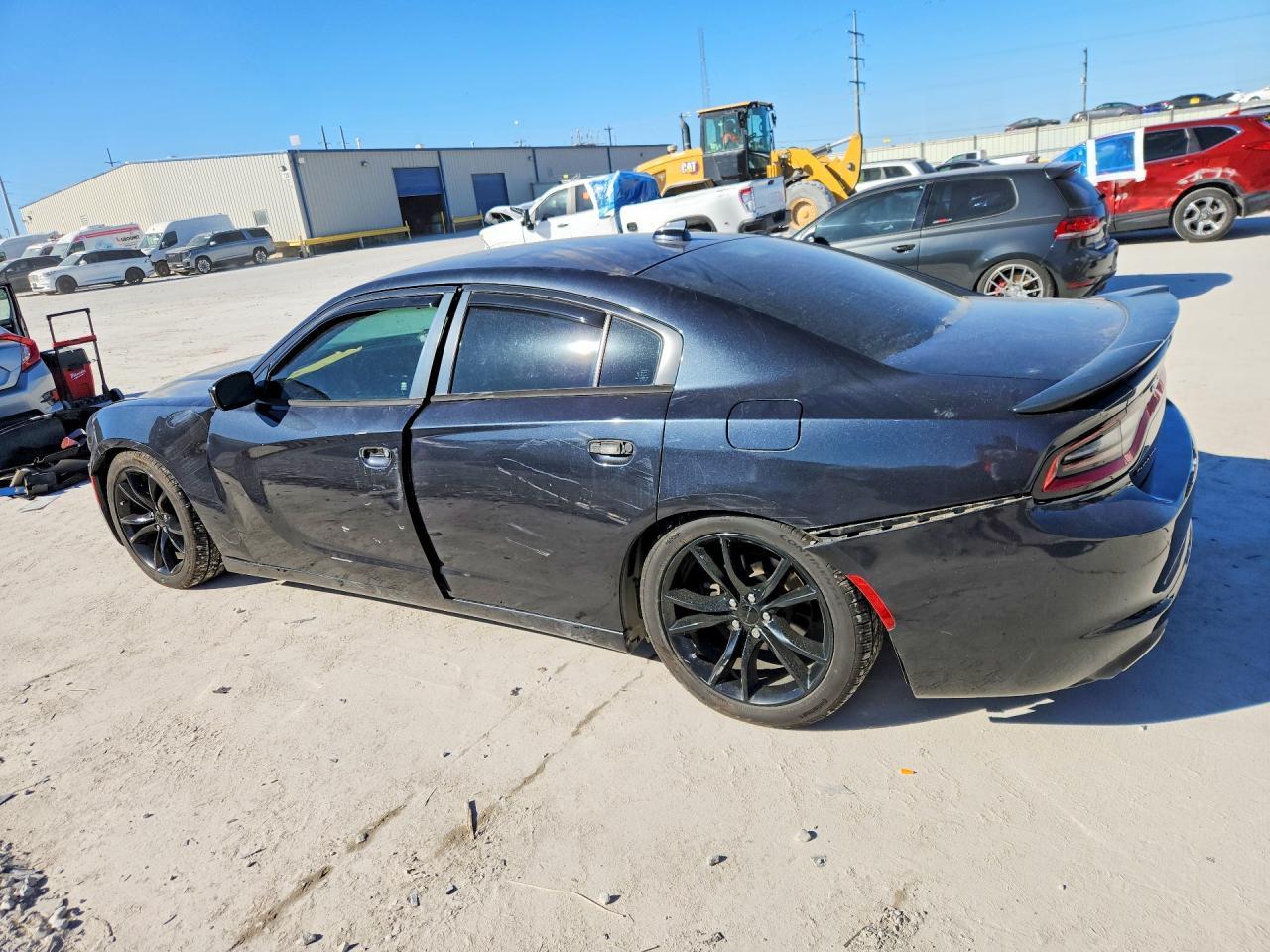 2016 Dodge Charger Sxt - Image 2