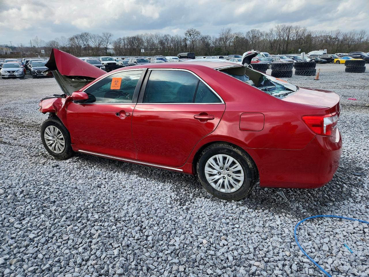 2014 Toyota Camry Le - Фото 2