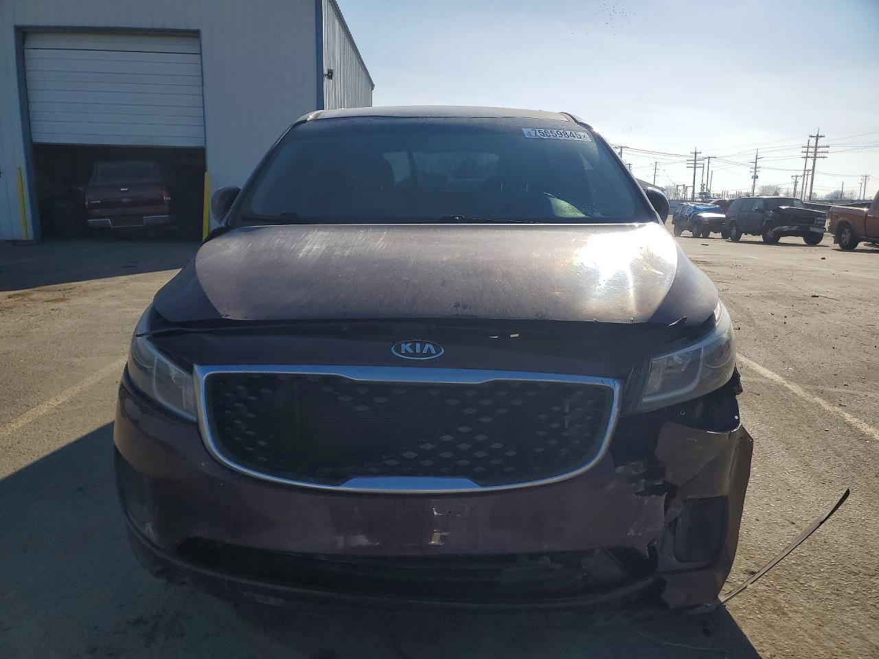 2016 Kia Sedona Lx - Image 5