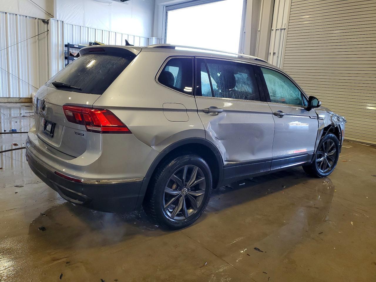 2023 Volkswagen Tiguan Se - Фото 3