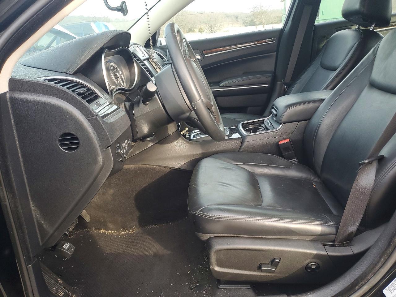 2015 Chrysler 300 Limited - Фото 7