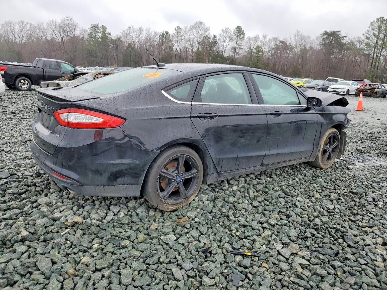 2016 Ford Fusion Se - Фото 3