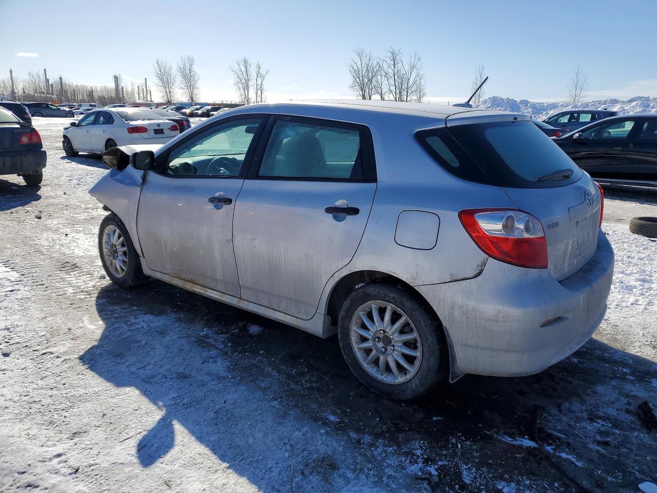 2010 Toyota Matrix - Image 2