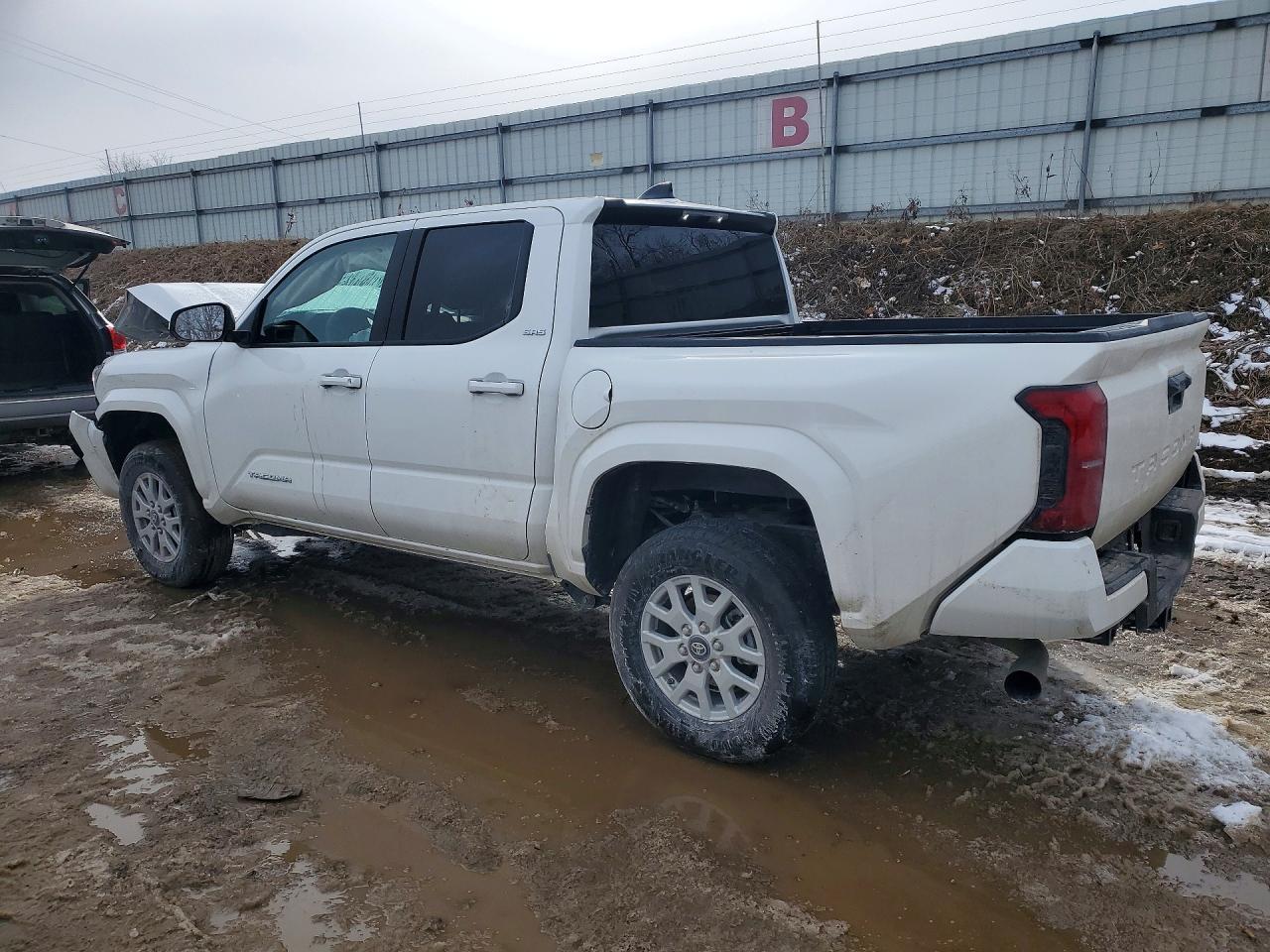 2026 Toyota Tacoma Sr5 - Фото 2