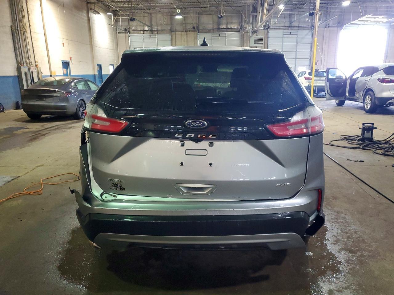 2022 Ford Edge Sel - Image 6