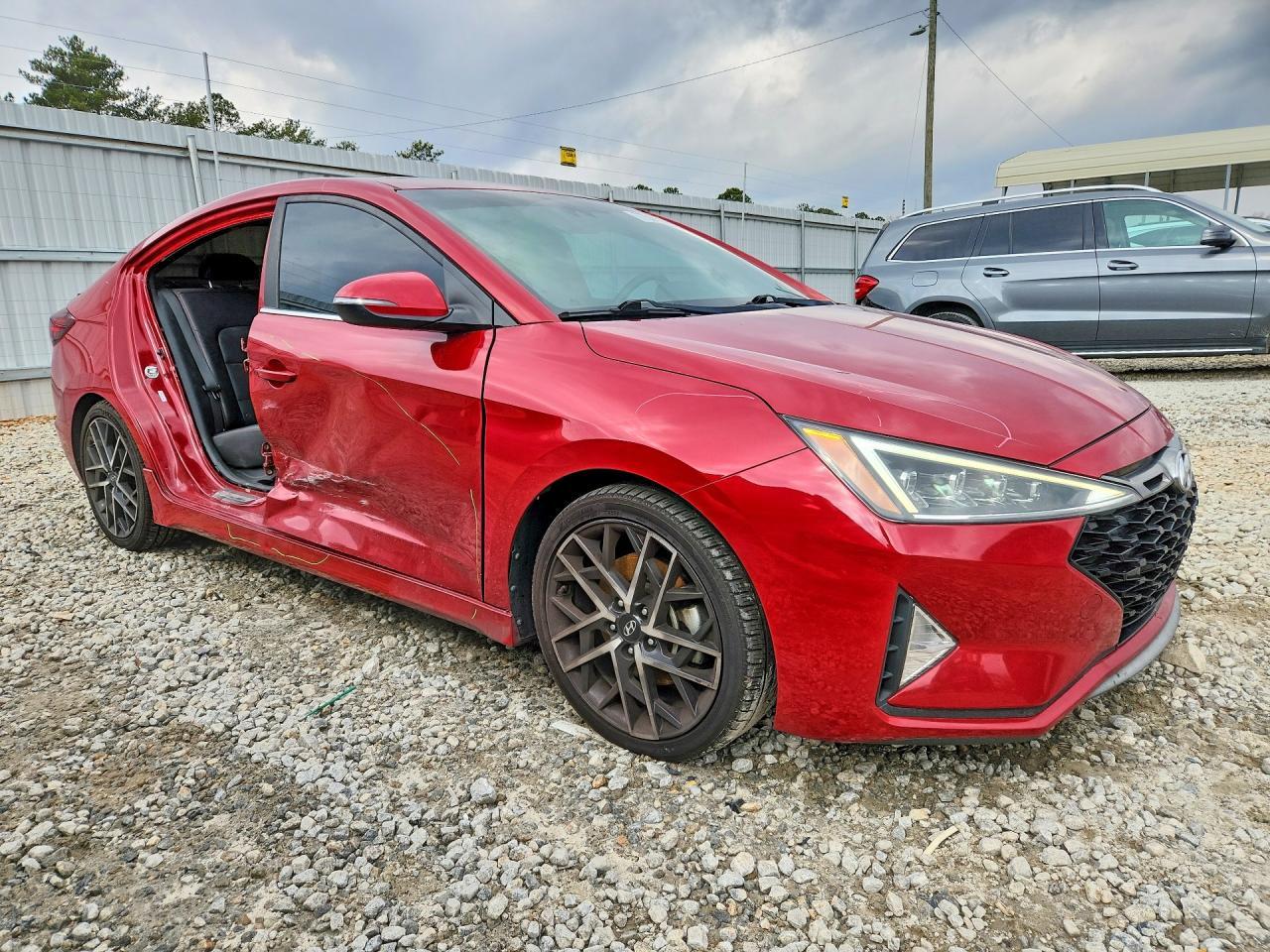 2020 Hyundai Elantra Sport - Image 4