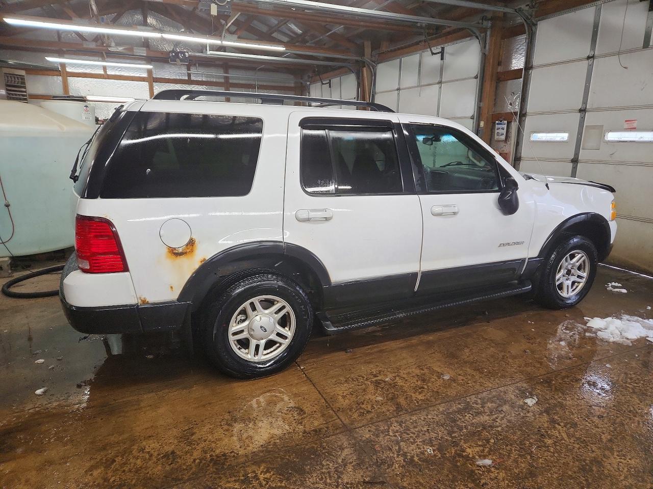 2002 Ford Explorer Xlt - Image 3