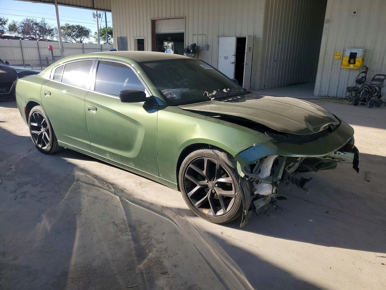 2023 Dodge Charger Sxt - Image 4