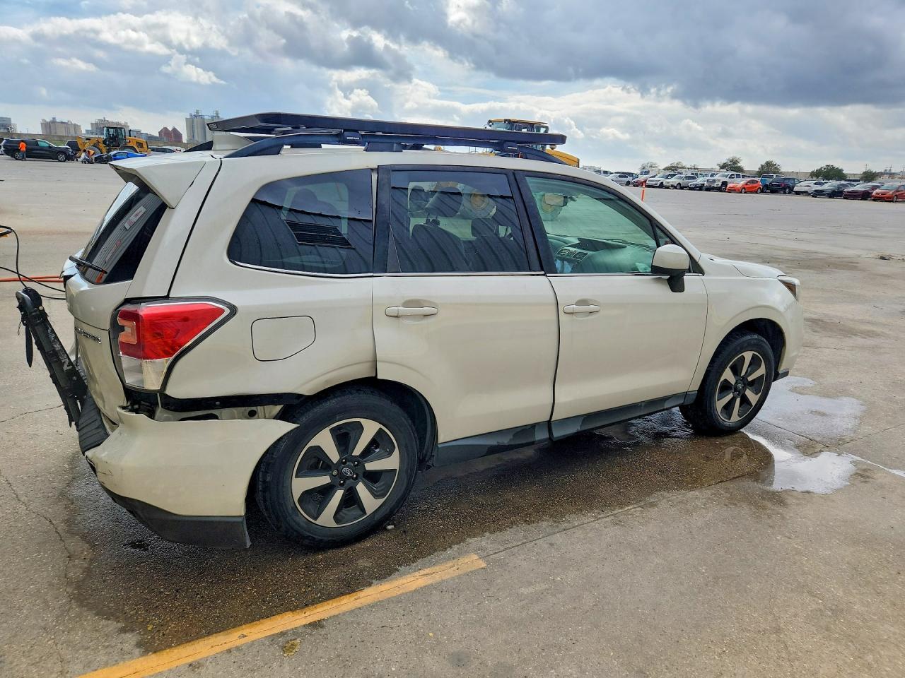 2018 Subaru Forester 2.5I Limited - Image 3