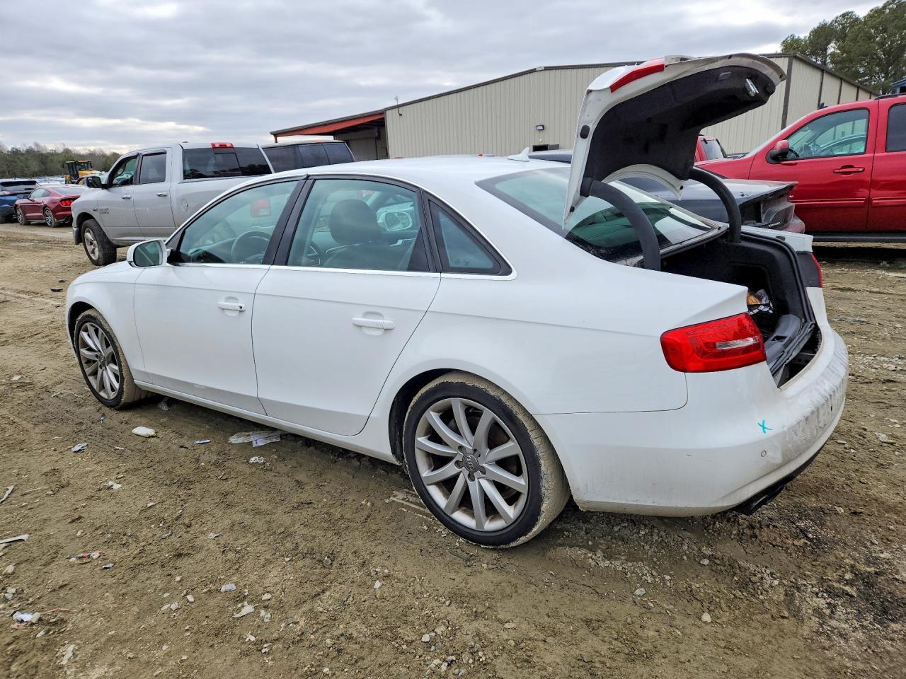 2013 Audi A4 Premium Plus - Фото 2