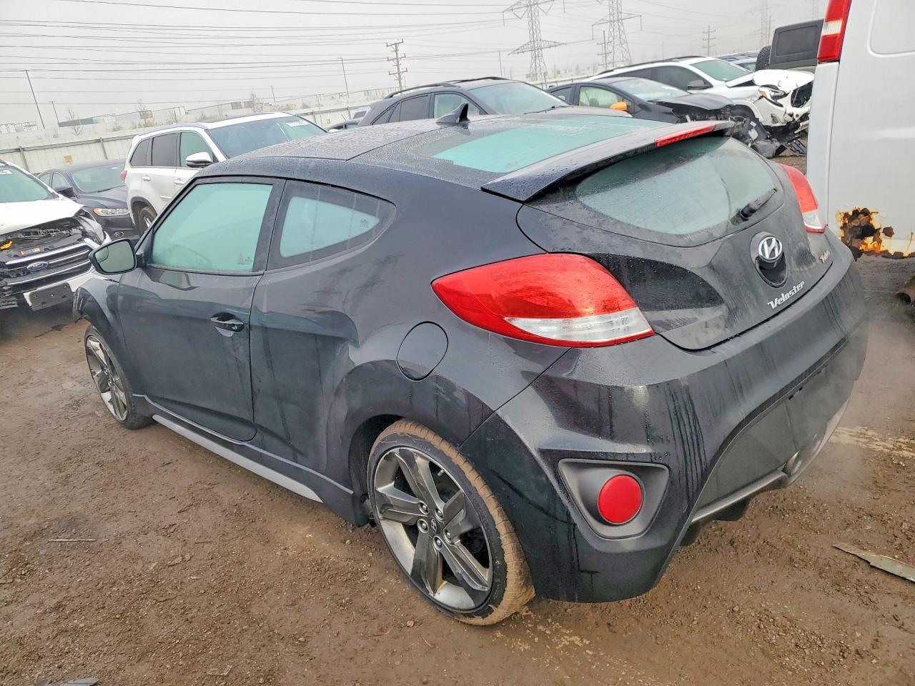 2015 Hyundai Veloster Turbo - Image 2