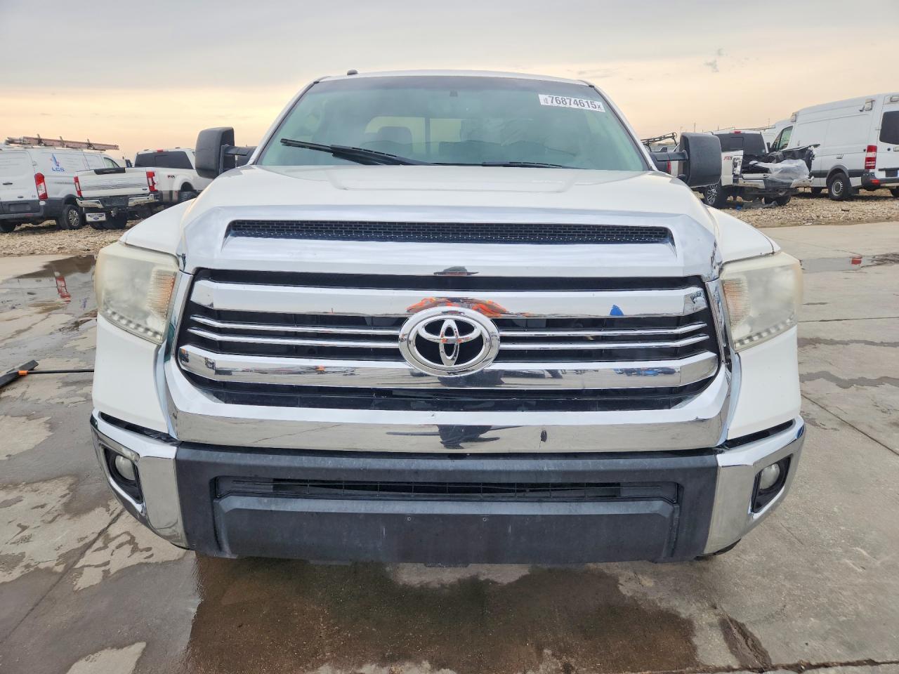 2017 Toyota Tundra Sr5 - Image 5