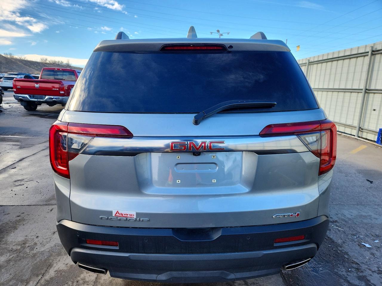 2023 GMC Acadia At4 - Фото 6