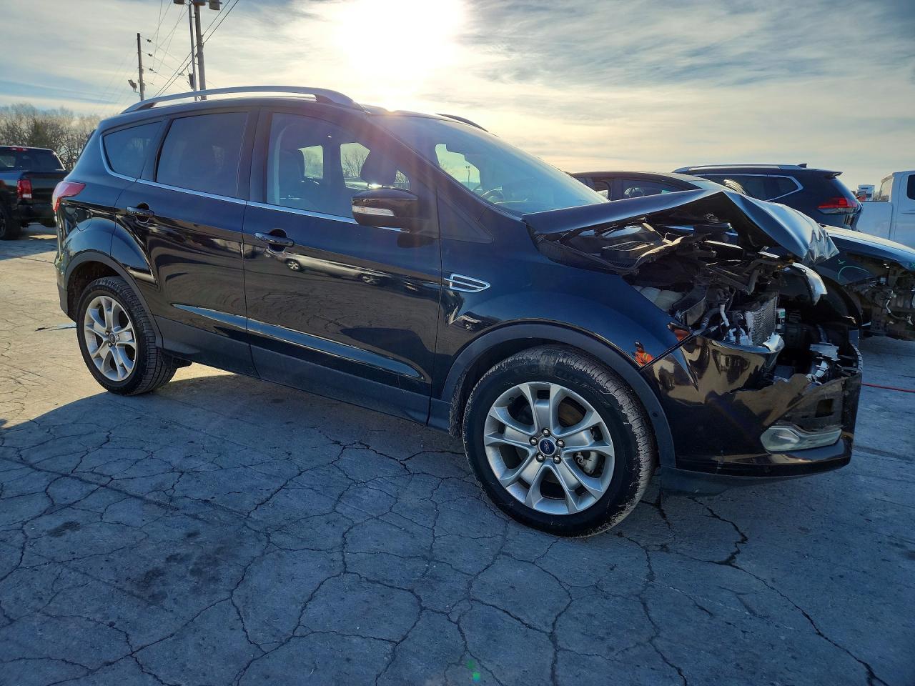 2016 Ford Escape Titanium - Фото 4