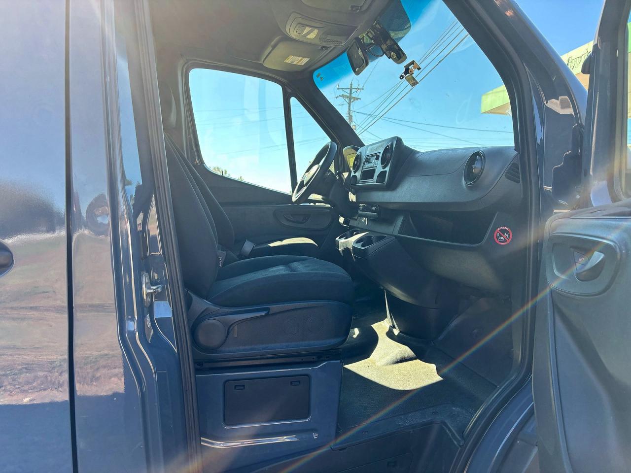 2019 Mercedes-Benz Sprinter 2500 - Image 5