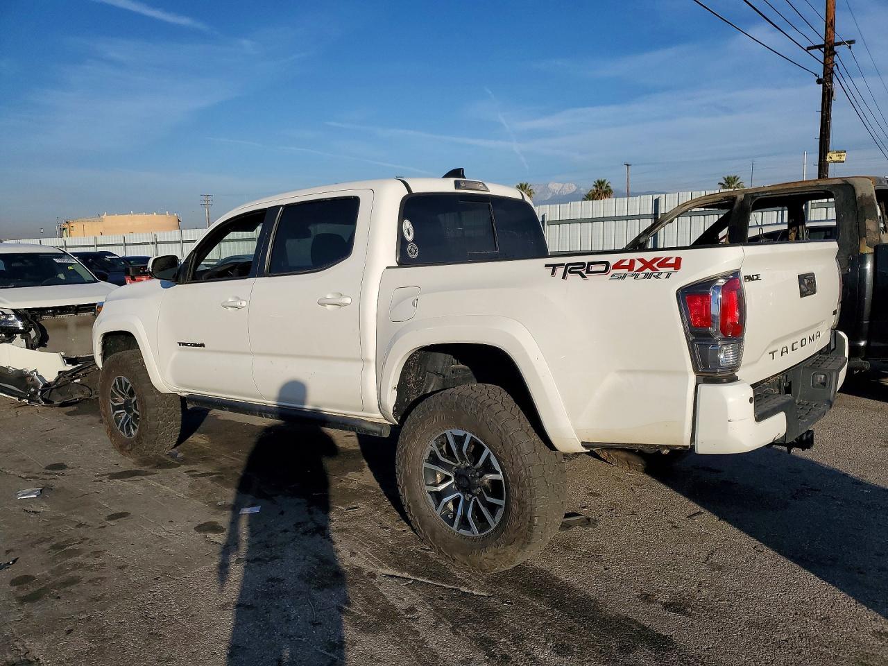 2022 Toyota Tacoma Trd Sport - Фото 2