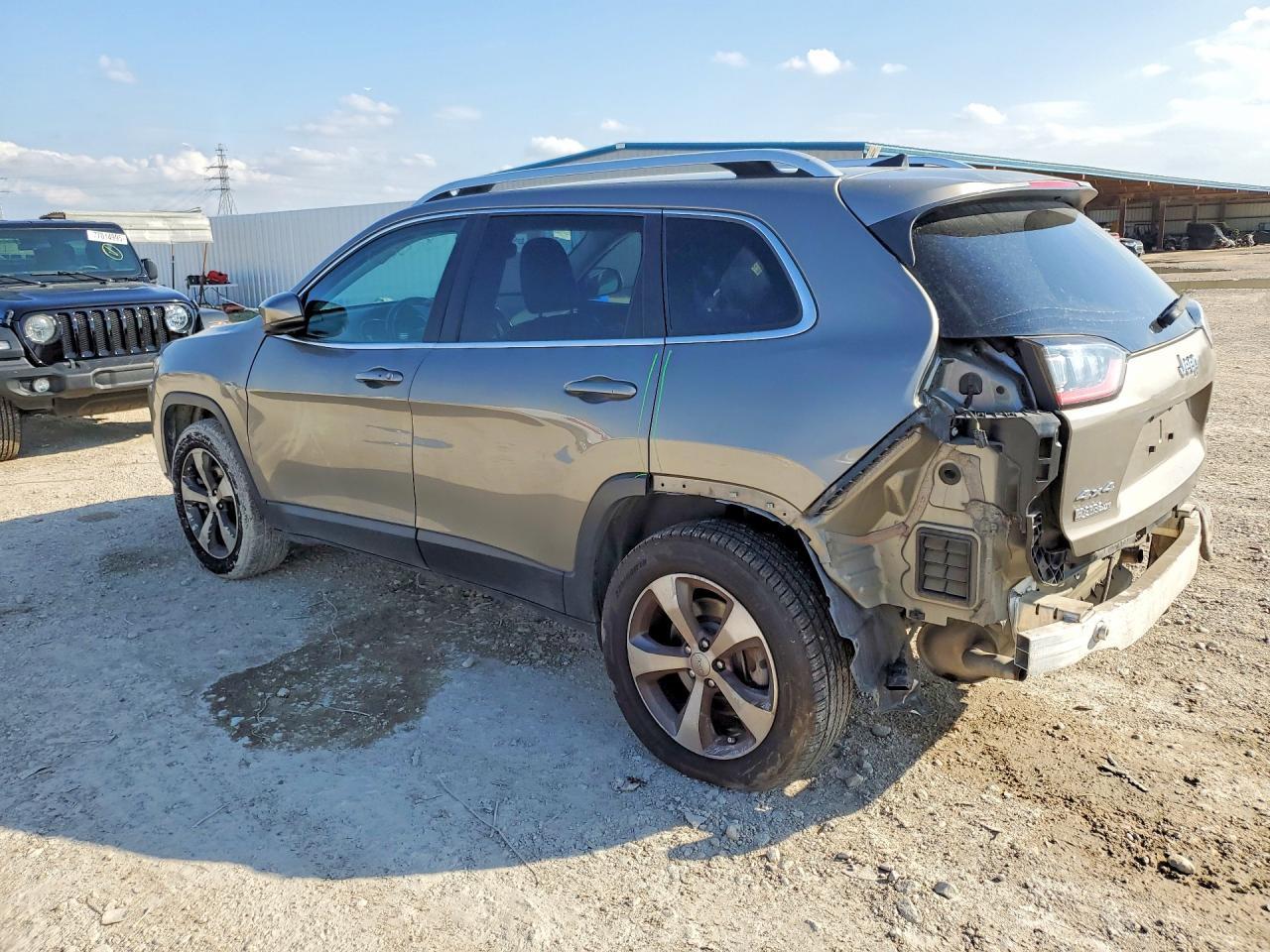 2020 Jeep Cherokee Limited - Image 2