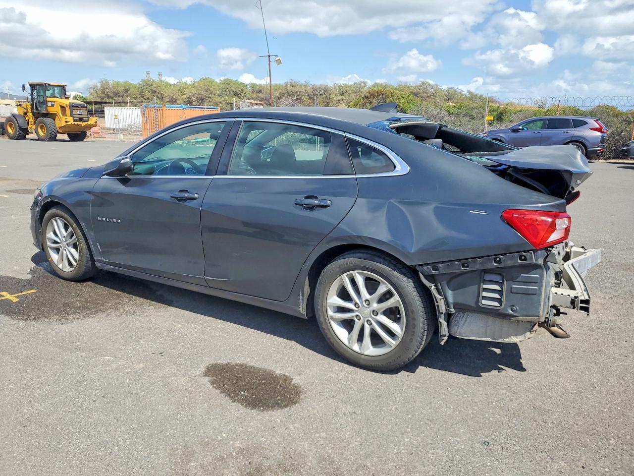 2017 Chevrolet Malibu Lt - Image 2