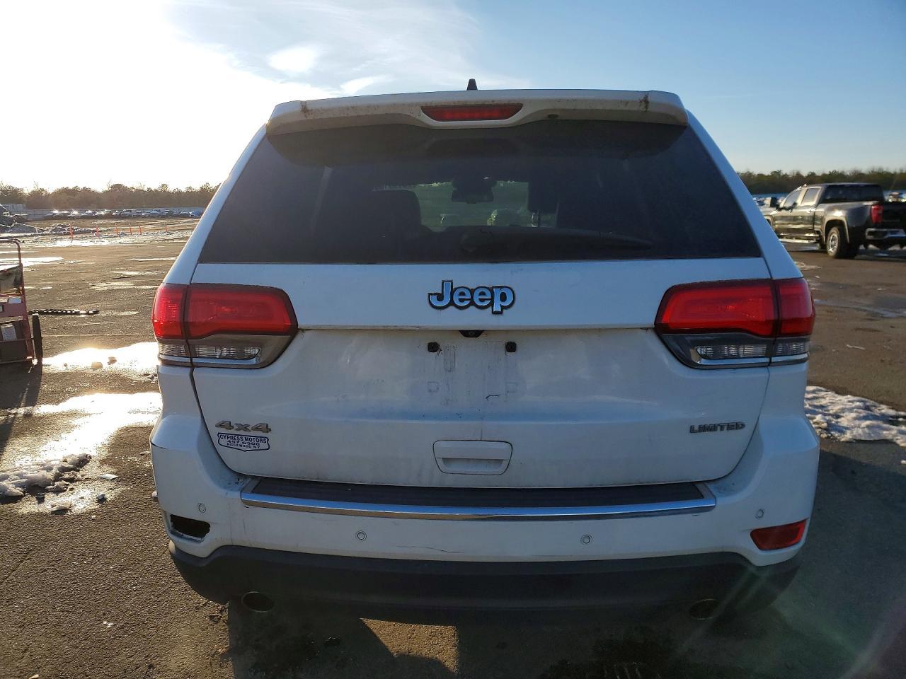 2014 Jeep Grand Cherokee Limited - Image 6