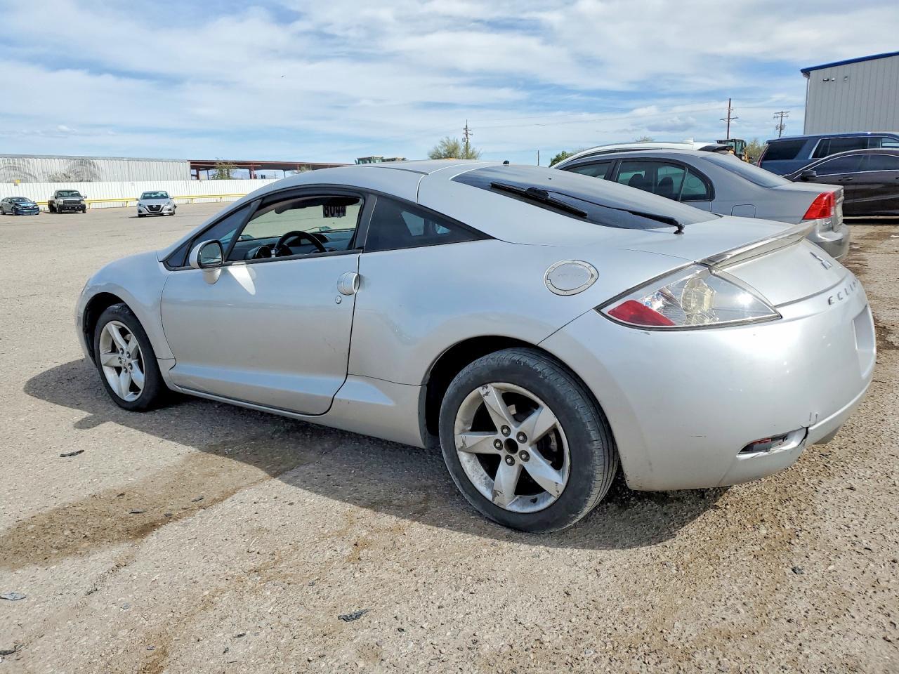 2007 Mitsubishi Eclipse - Image 2