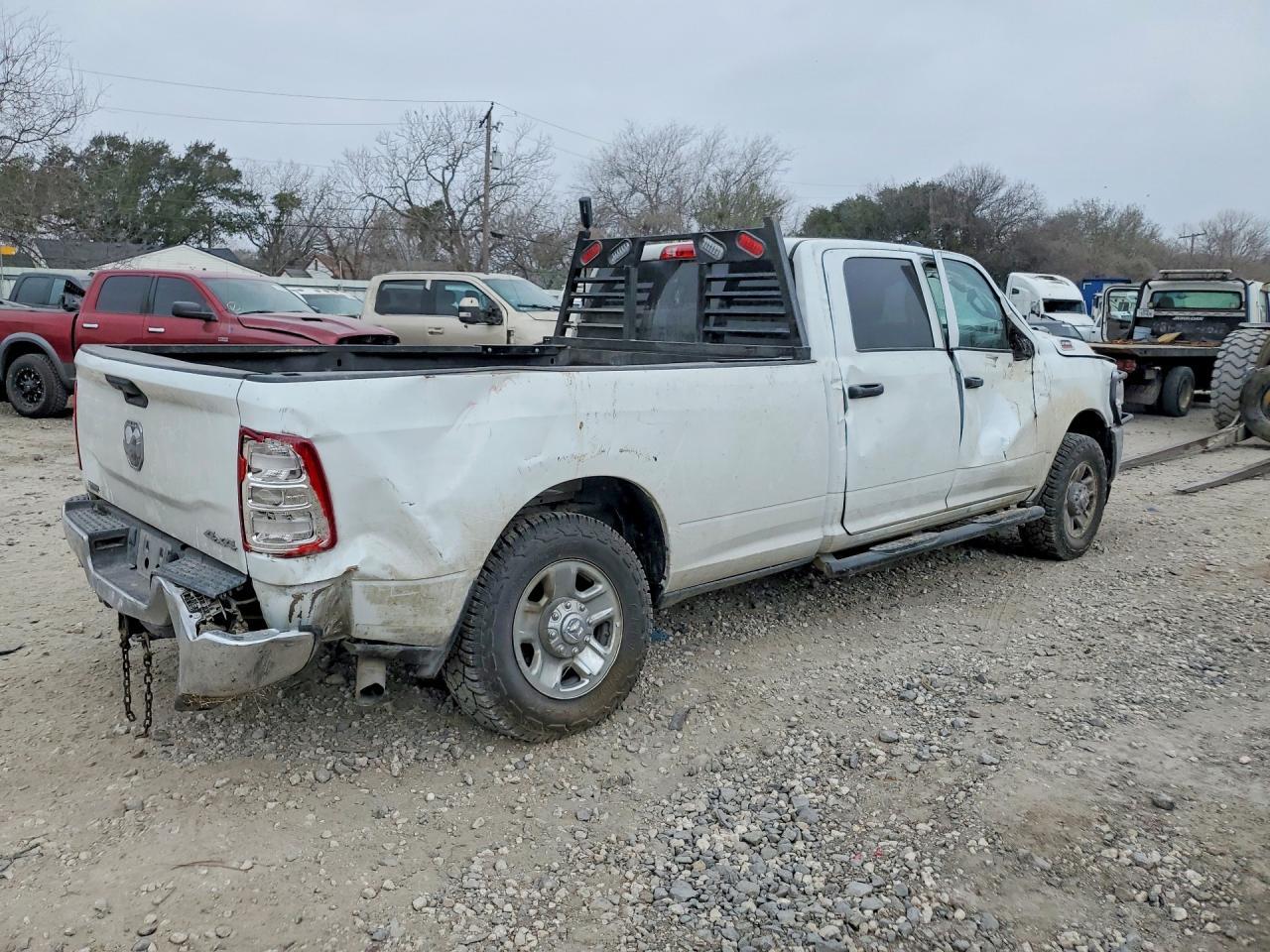 2024 Ram 2500 Tradesman - Фото 3