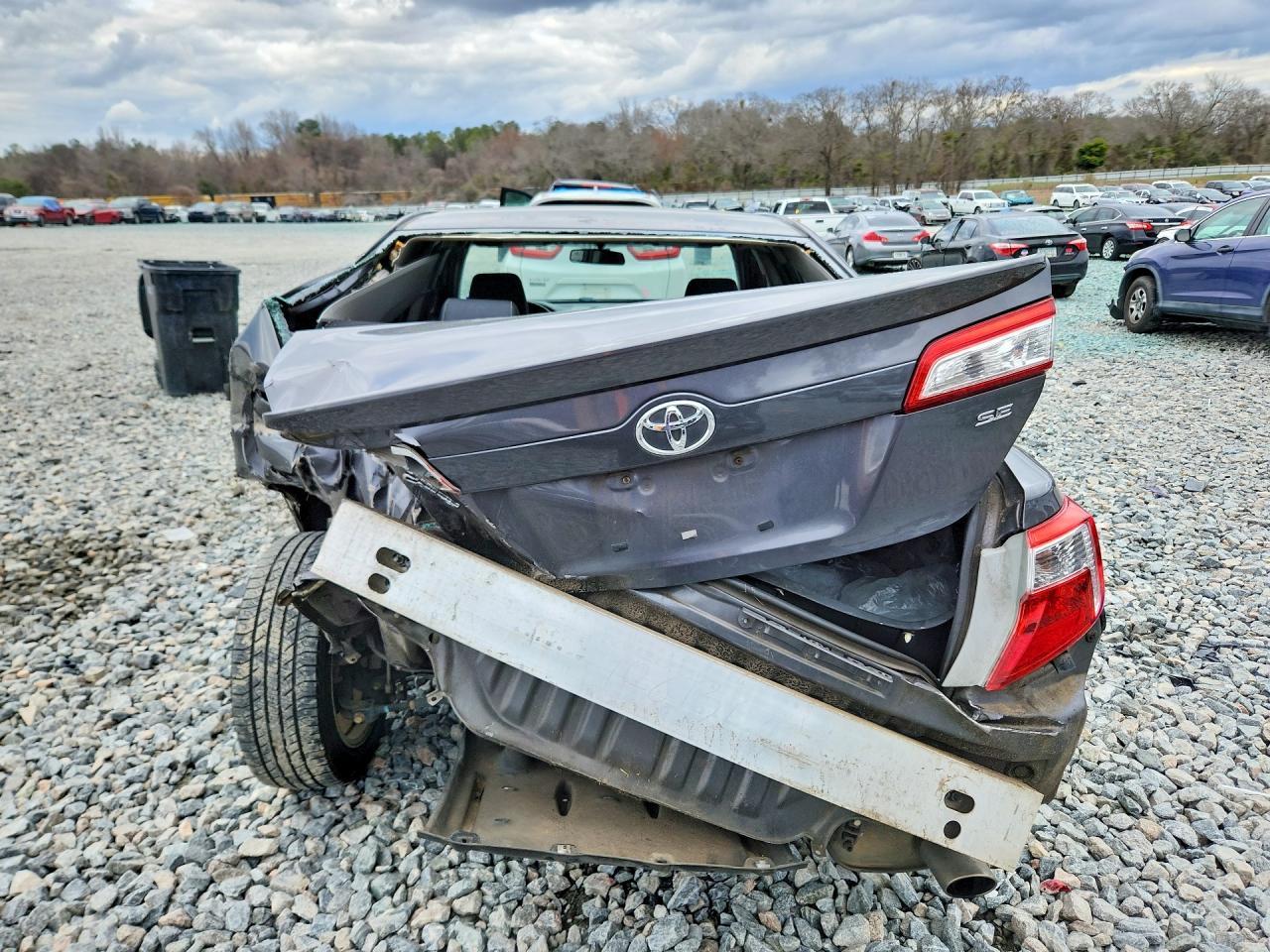 2013 Toyota Camry Se - Image 6