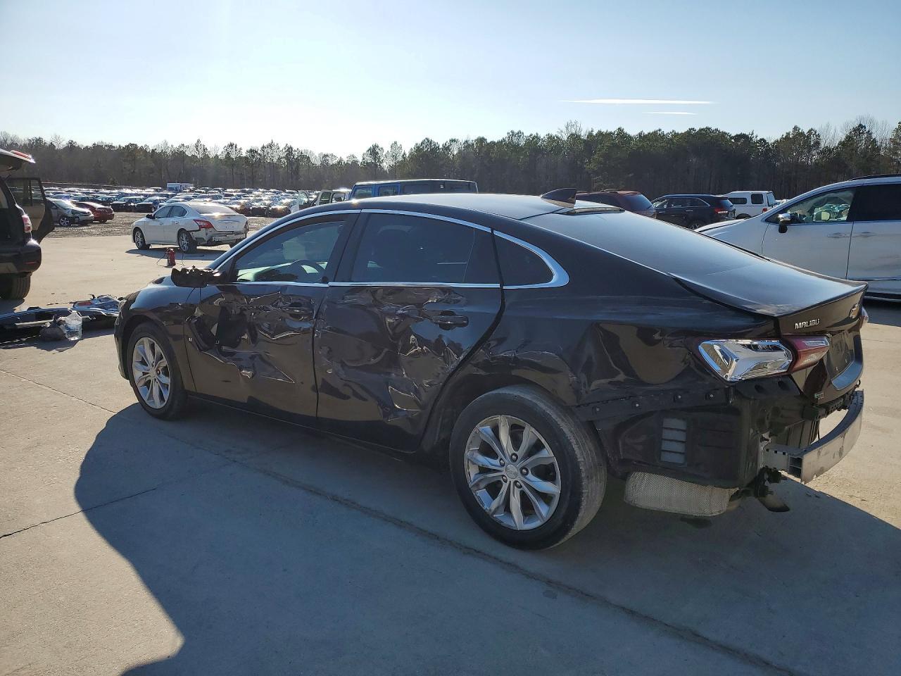 2020 Chevrolet Malibu Lt - Image 2