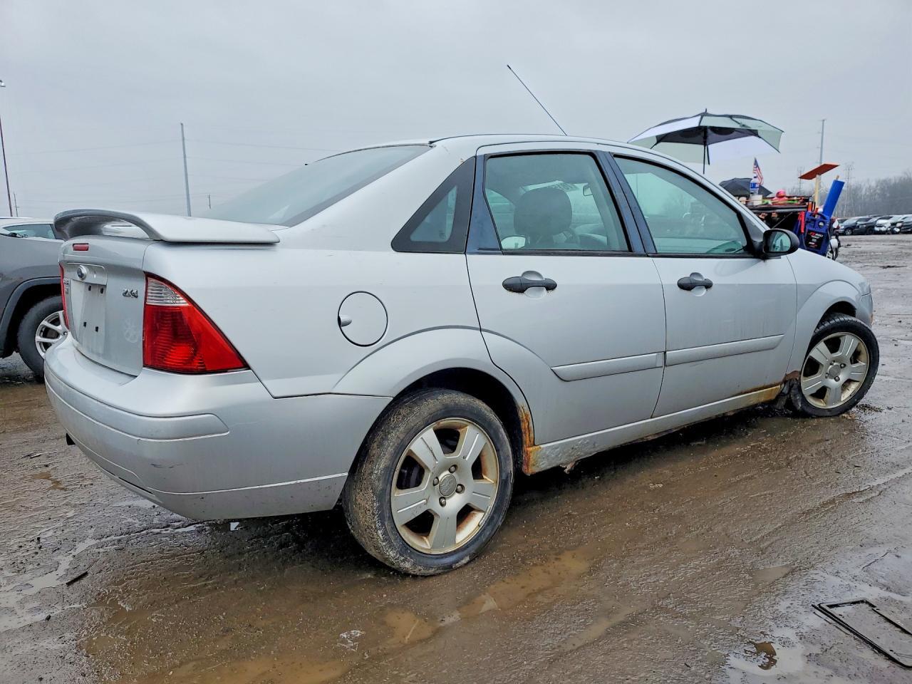 2006 Ford Focus Zx4 - Фото 3