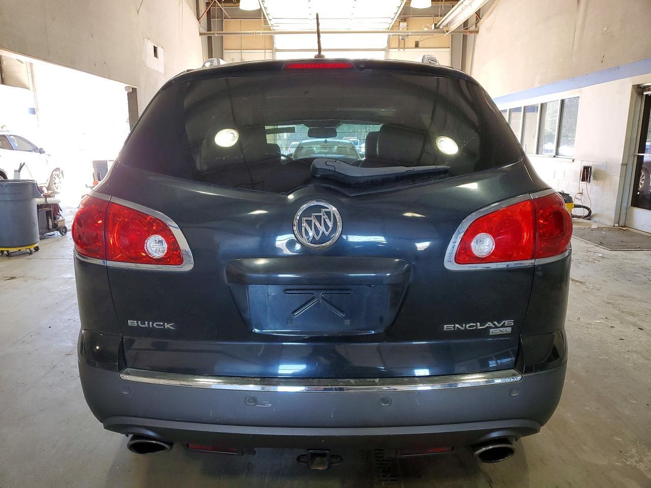 2011 Buick Enclave Cxl - Image 6