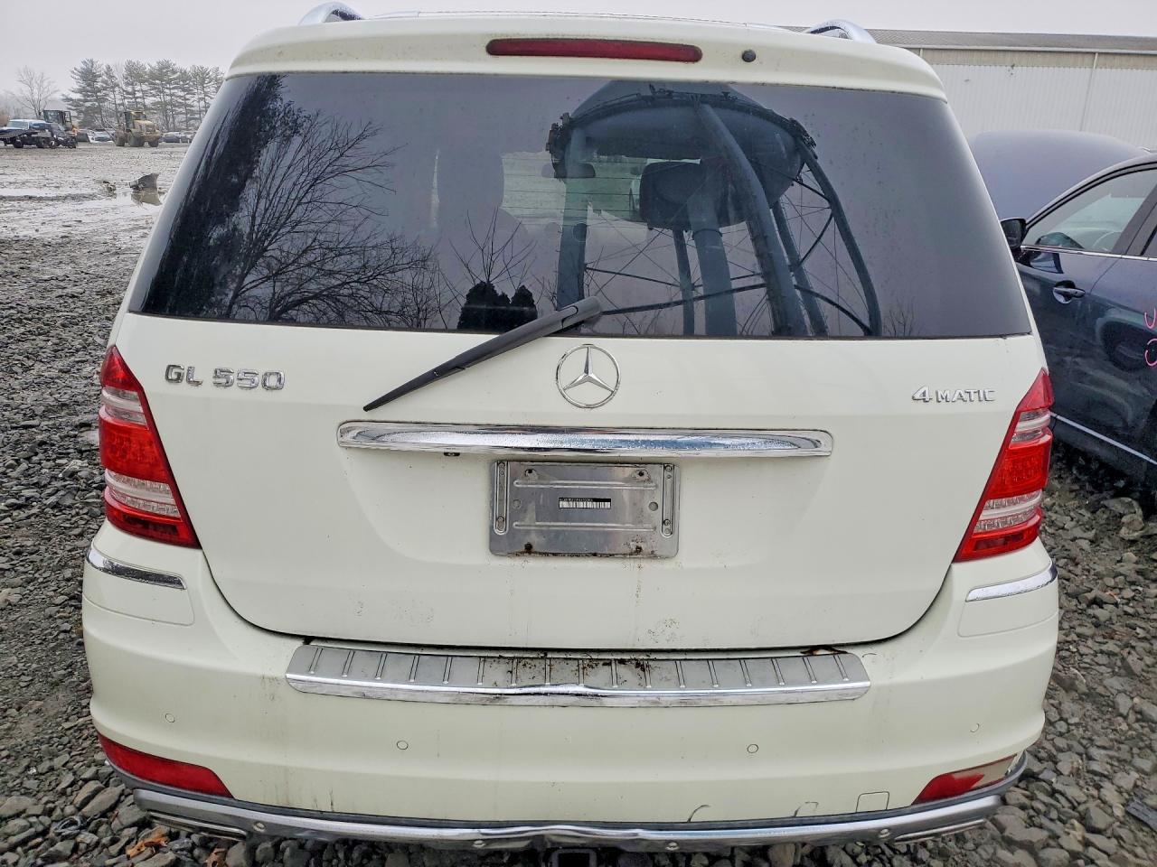 2010 Mercedes-Benz Gl 550 4Matic - Image 6