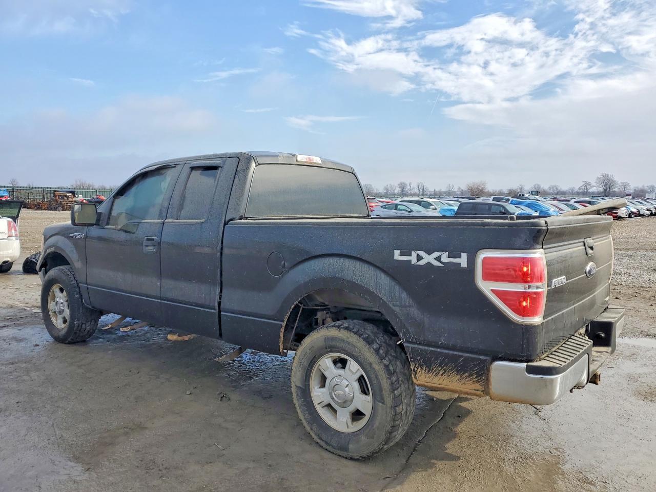 2012 Ford F150 Super Cab - Image 2