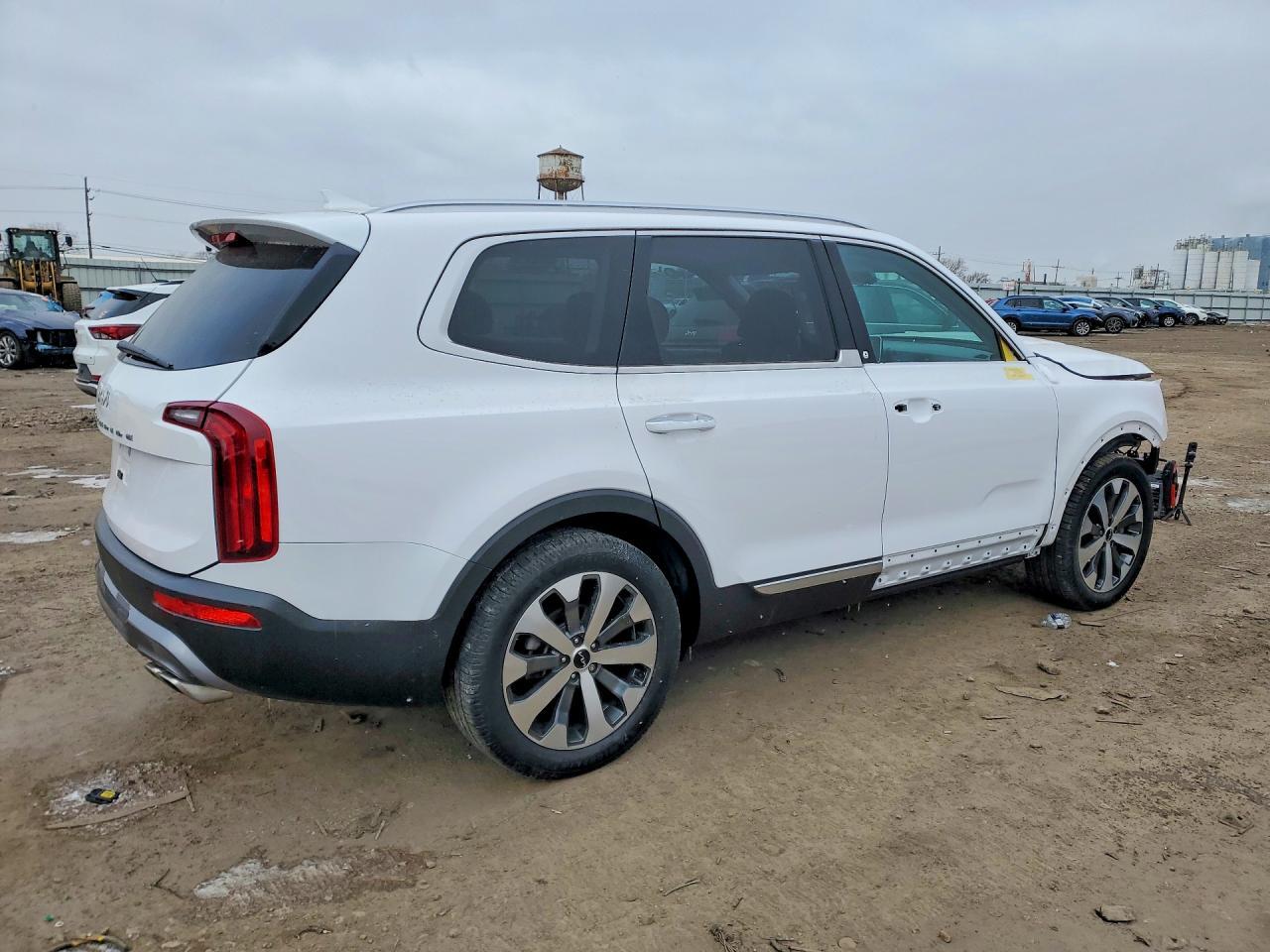 2022 Kia Telluride - Image 3
