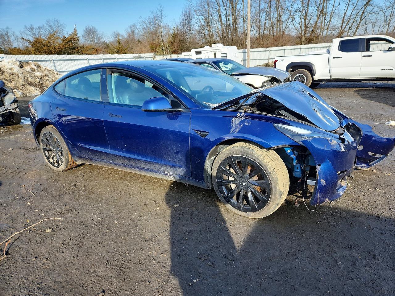 2022 Tesla Model 3 - Image 4